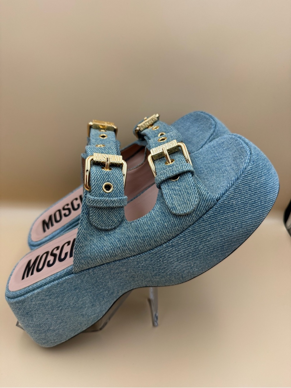 Moschino Buckle Platform Slides
Denim Blue with Gold Hardware
Size EU 41 / US 10 - Picture 16 of 16